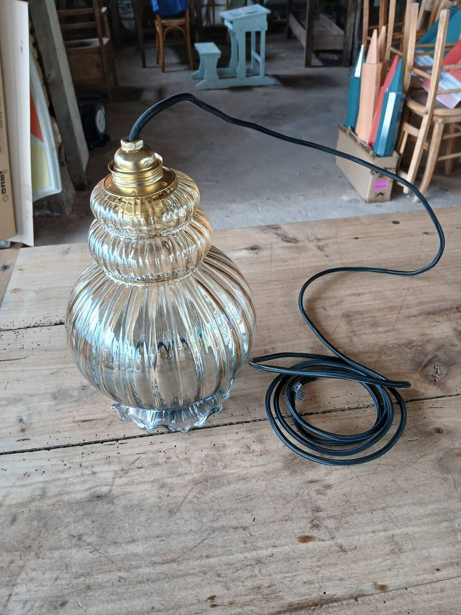 Suspension vintage en verre