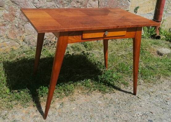 bureau table bois mssif avec tiroirs pieds compas
