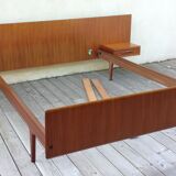 Teak bed