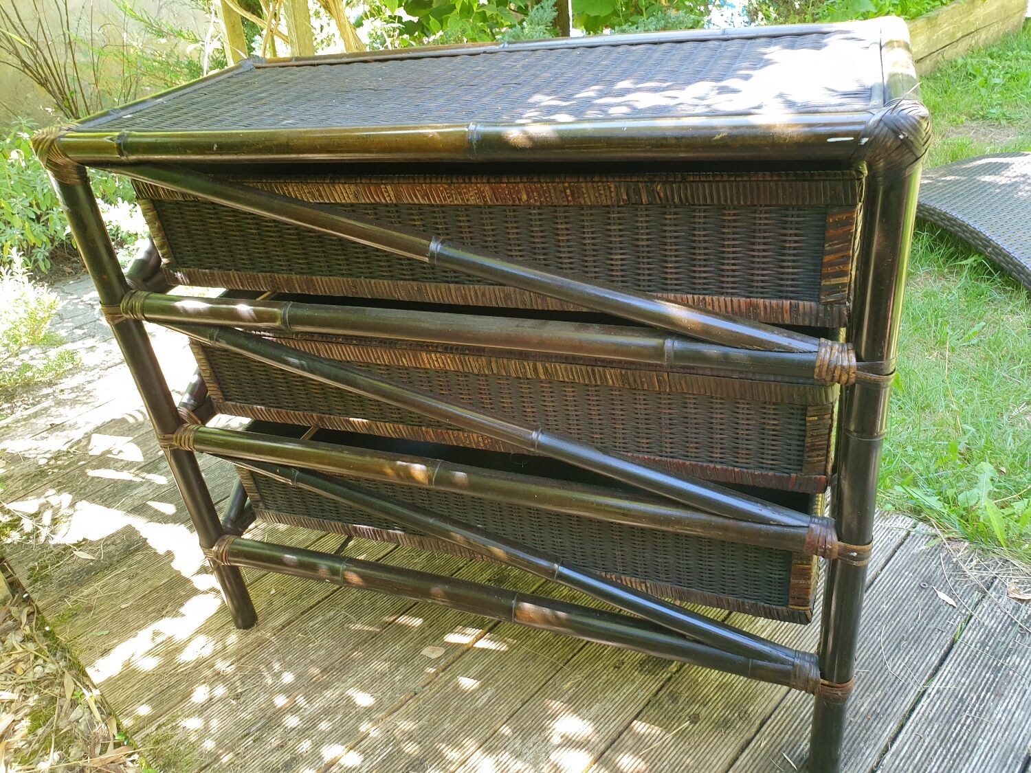 Commode en bambou et rotin