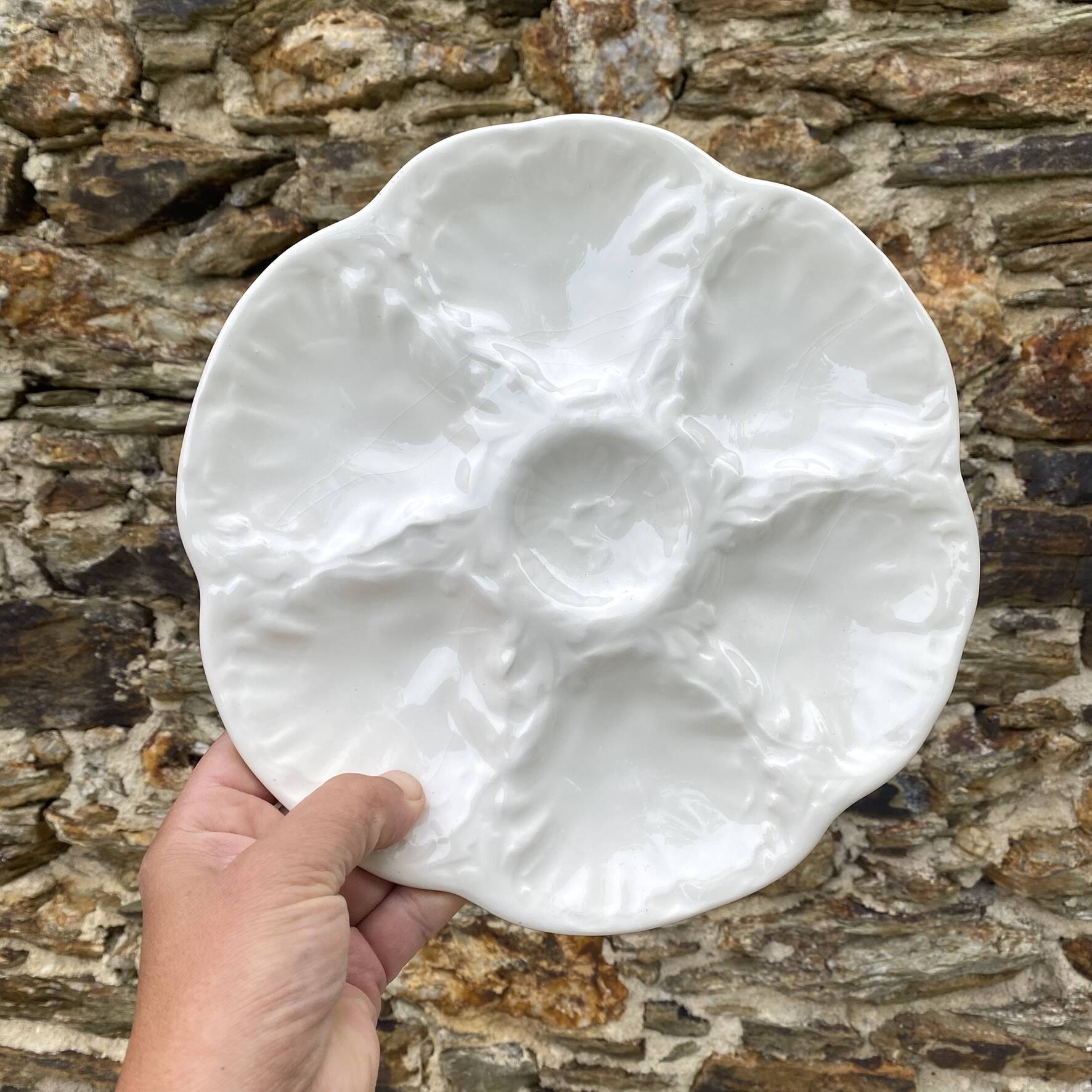 Assiettes à huîtres Gien en barbotine