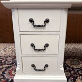 Classic English White Chesterfield Desk