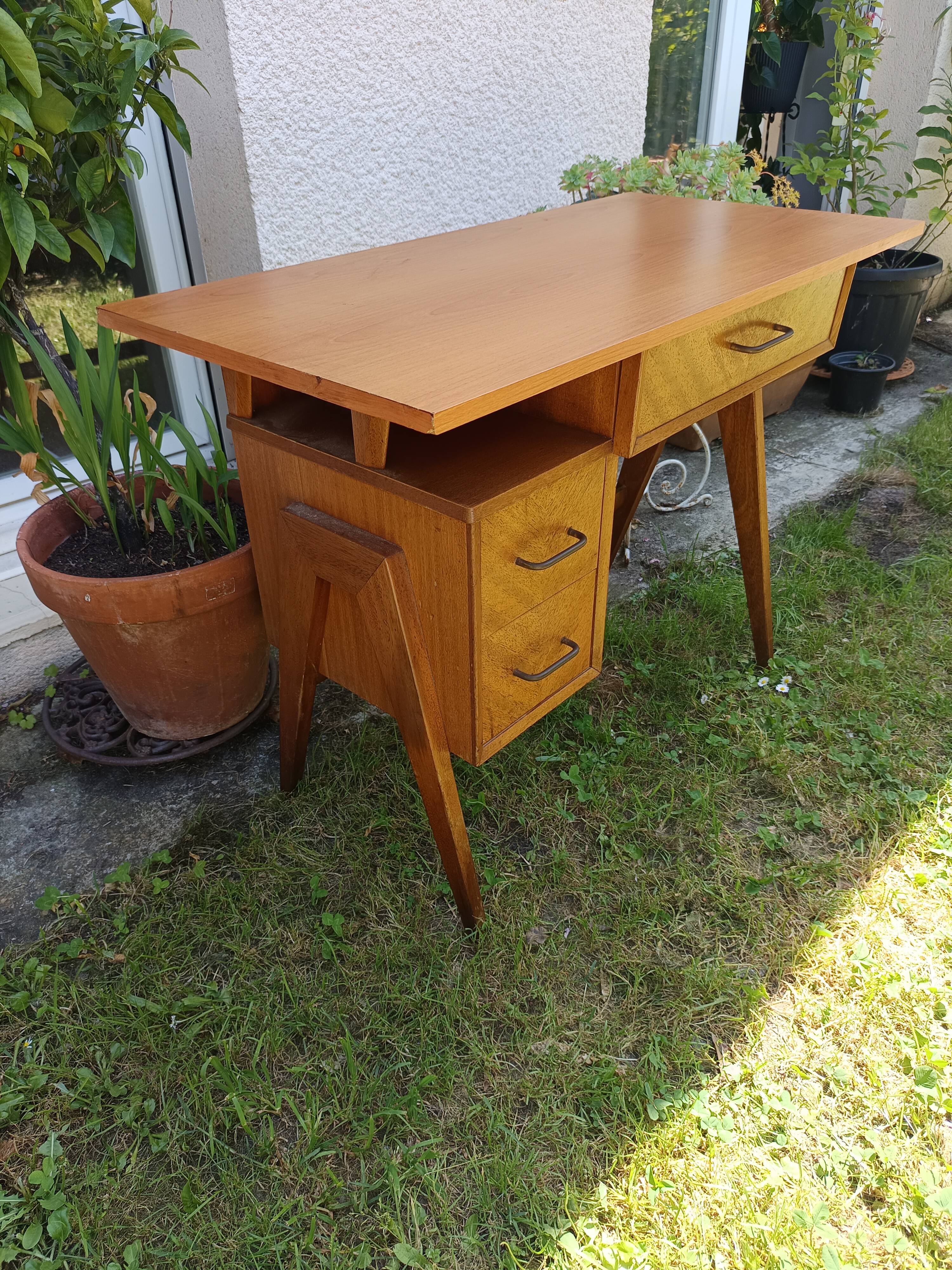 Bureau vintage années 50 pieds compas – bois clair – 100 x 50 cm