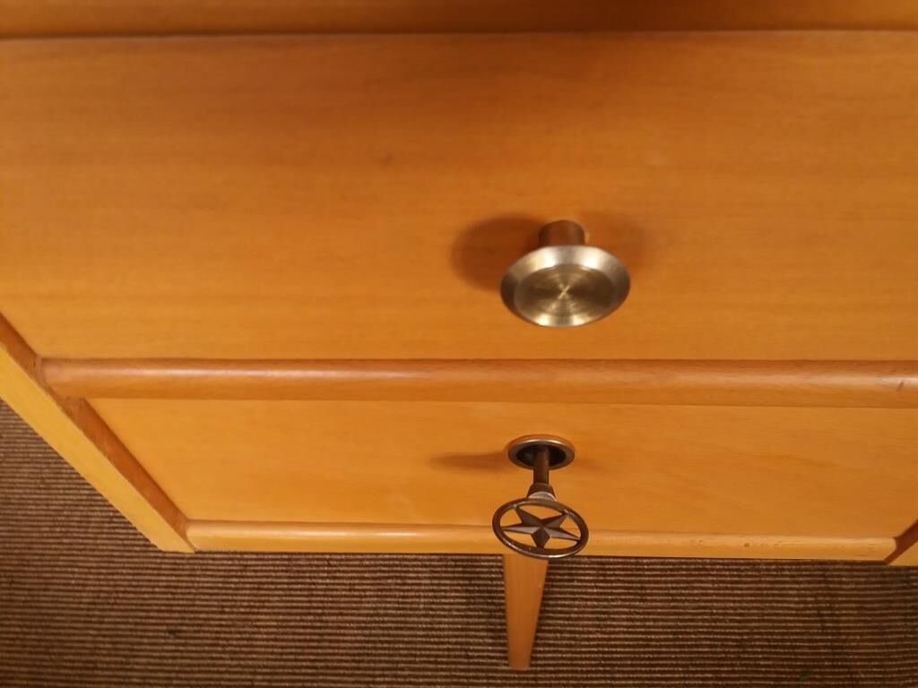 Oak-plated desk and formica 60s/70s