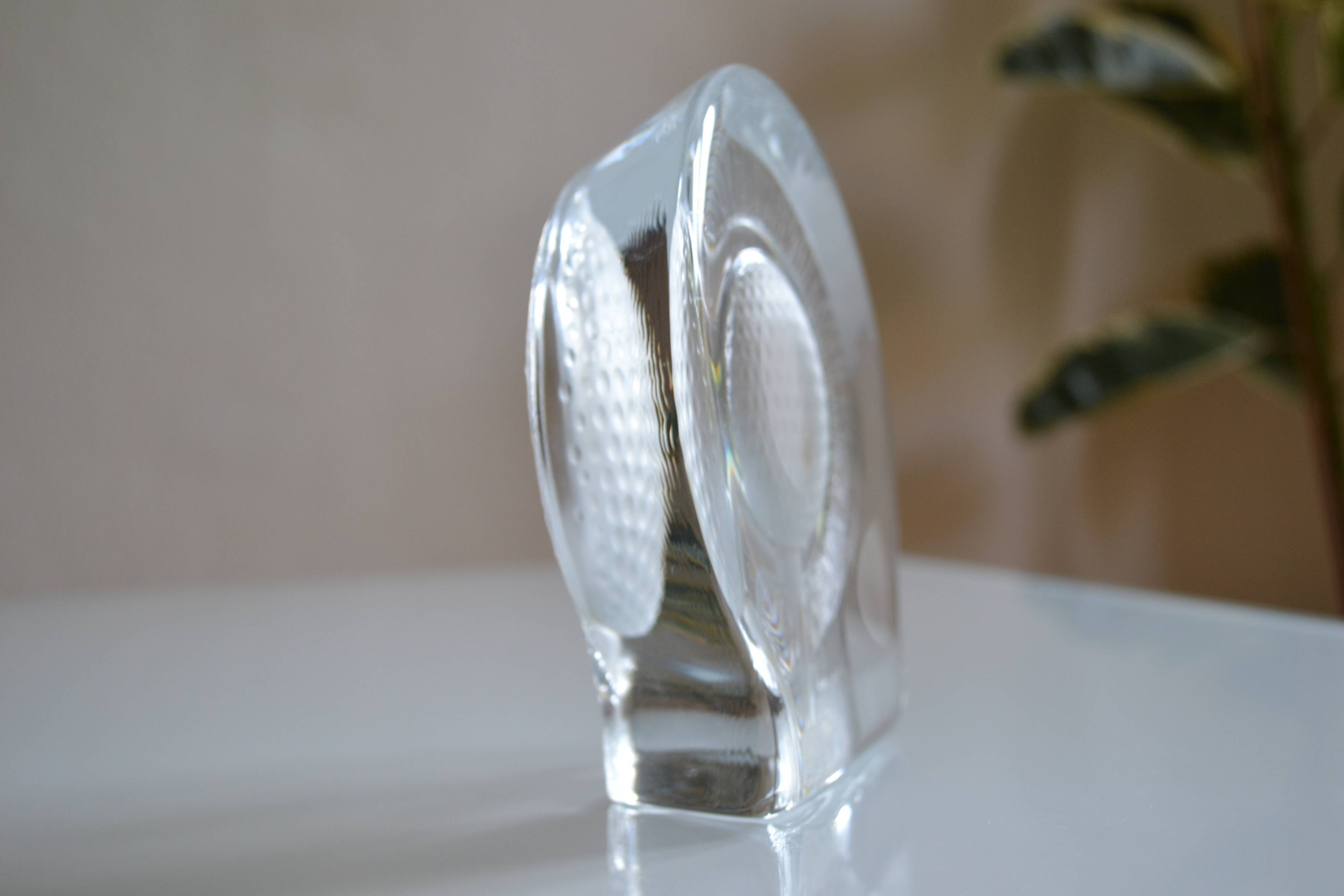 Golf crystal pocket emptier or paperweight by Nybro of Sweden