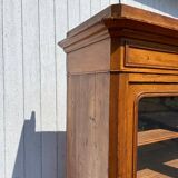 English-style white wooden display case