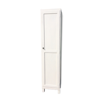 Armoire parisienne porte blanche