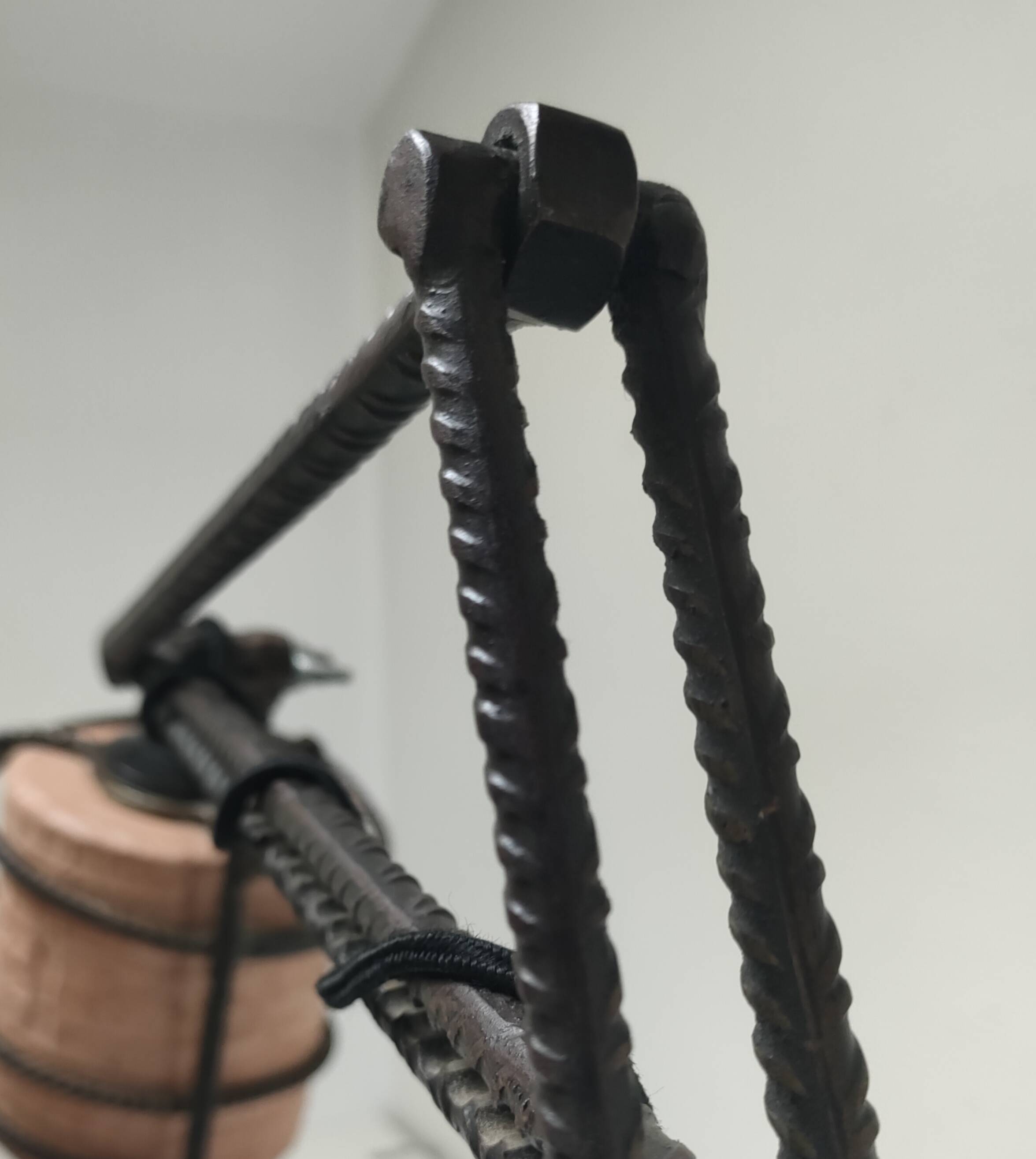 Ceramic metal design articulated lamp