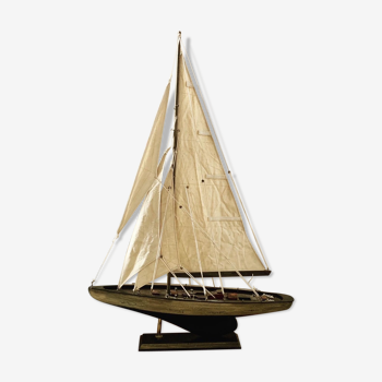 Wooden boat model