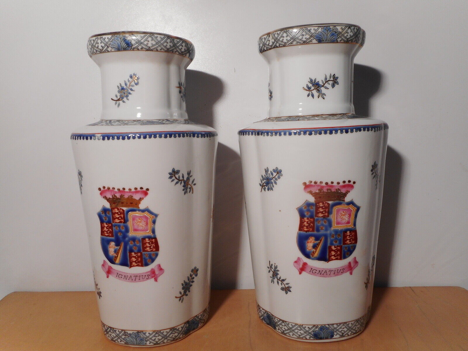 Pair of 19th century porcelain vases China East India Company