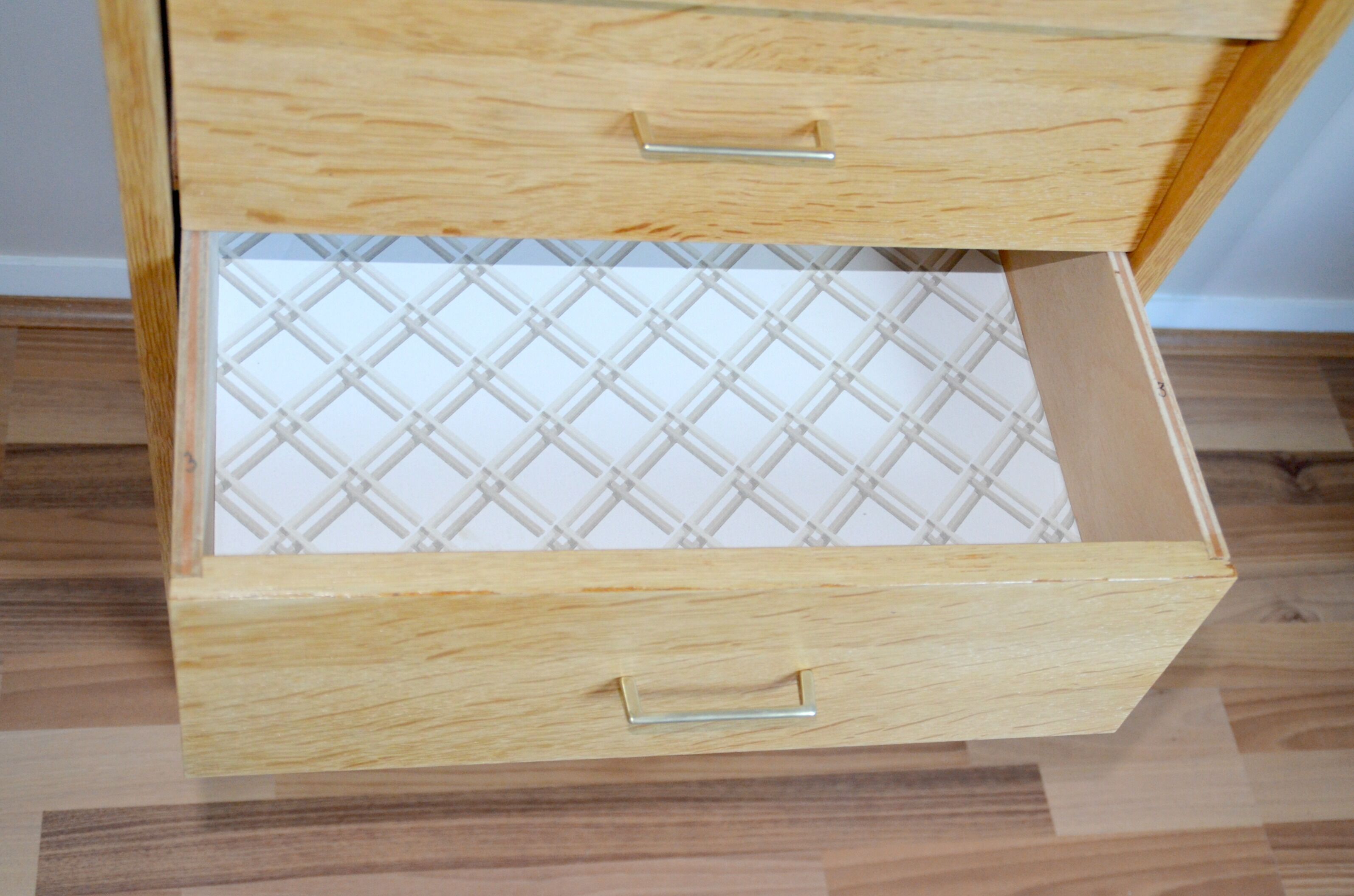 Commode chiffonnier style scandinave en bois