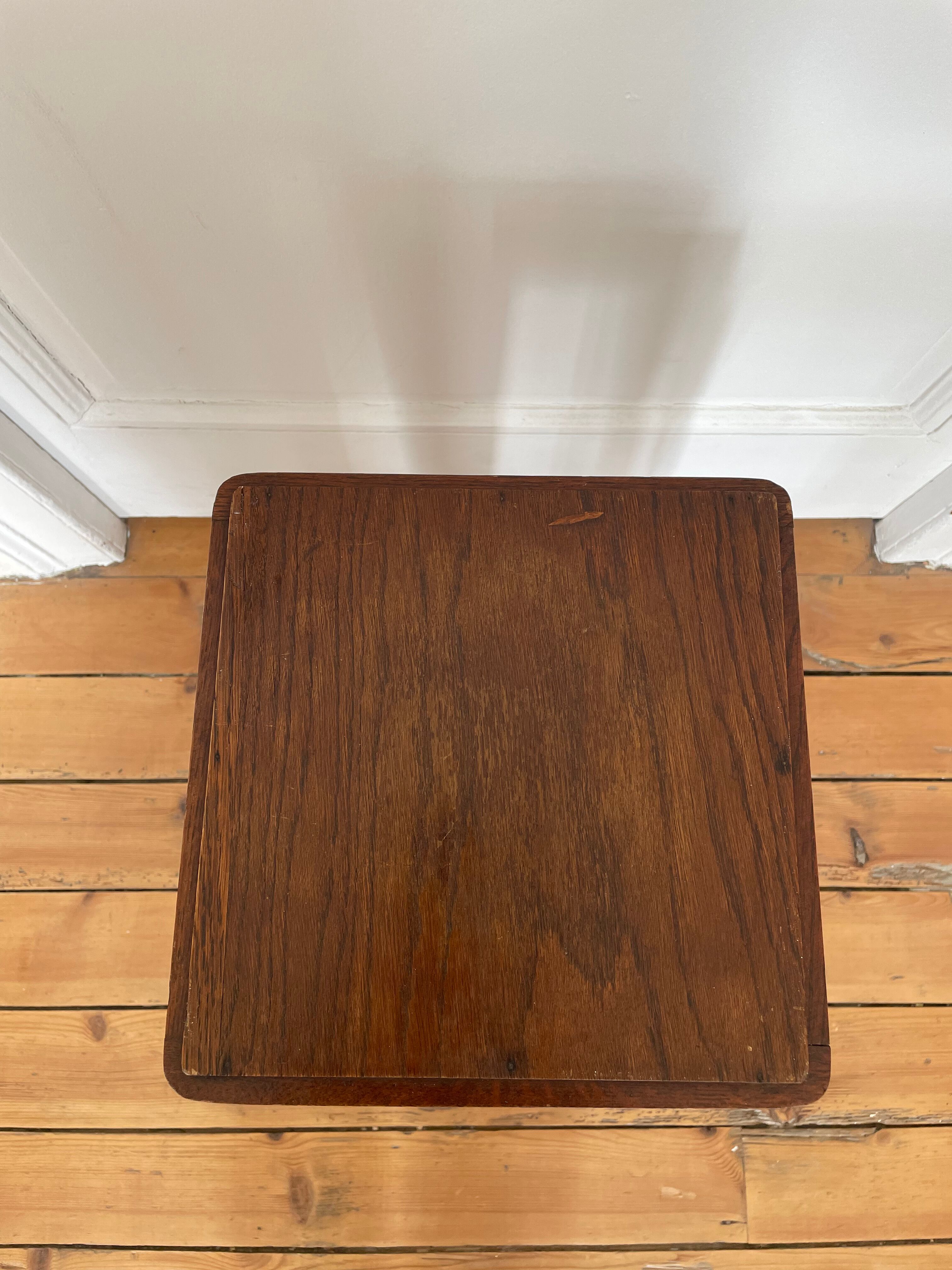 Sellette art déco en bois