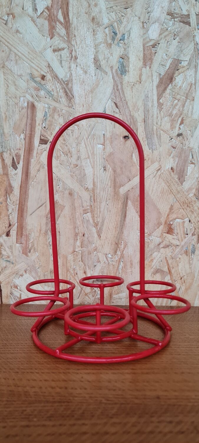 Vintage bistro egg display