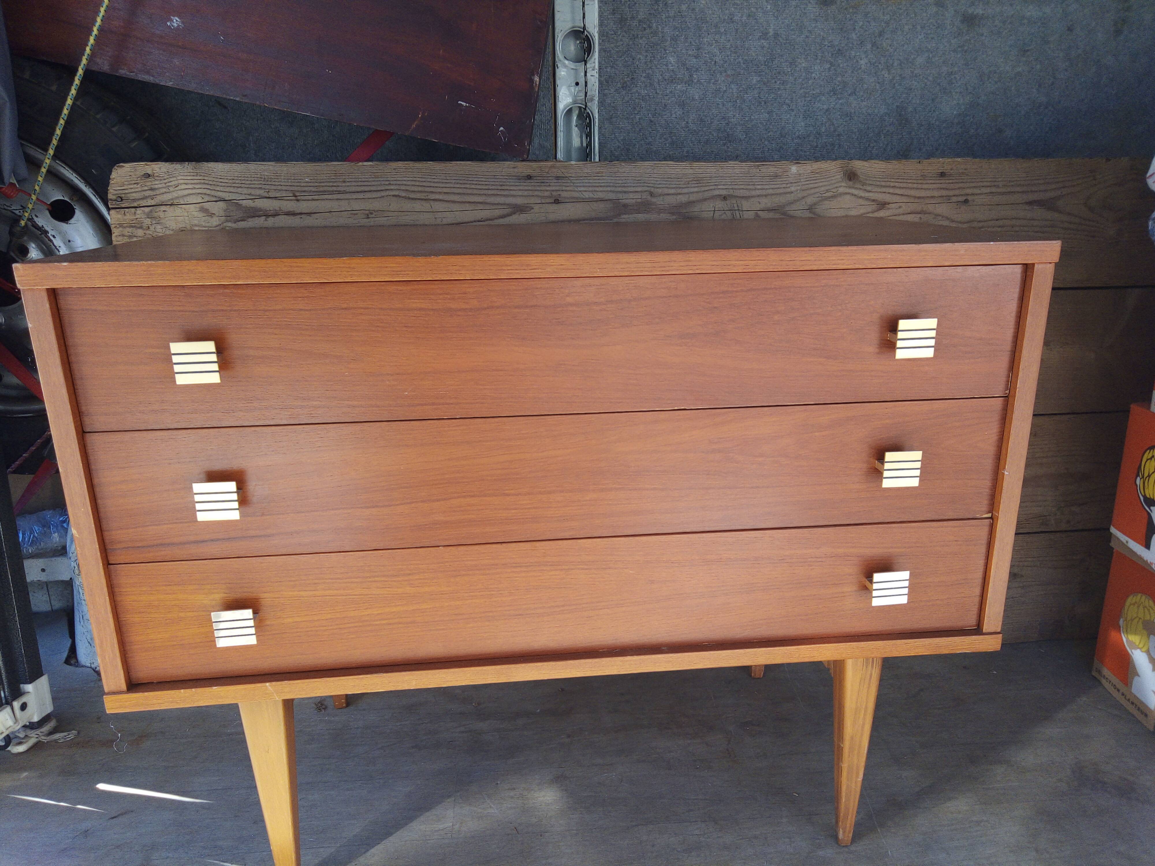 Commode années 60 pieds compas