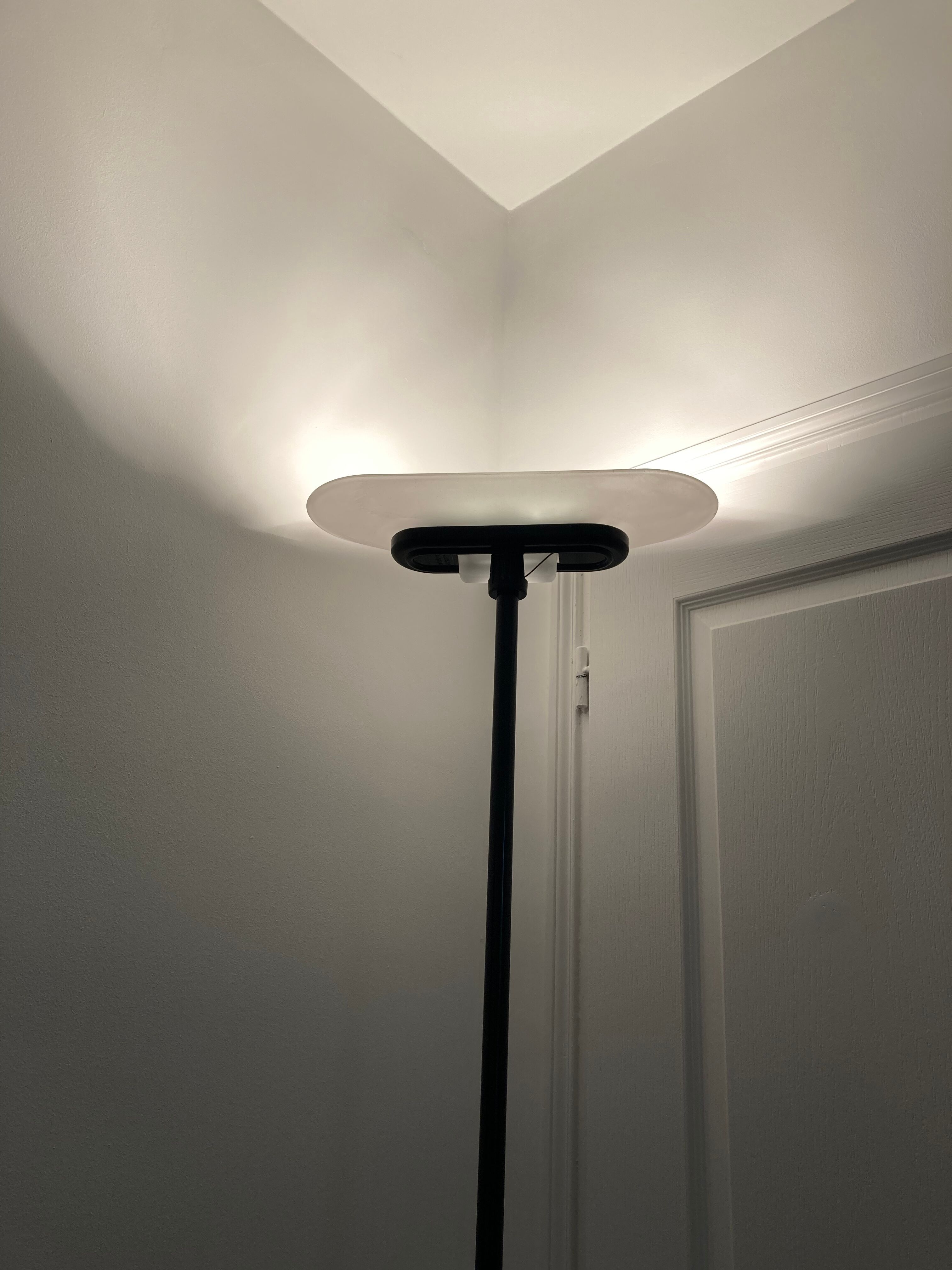 Lampadaire Jill Arteluce