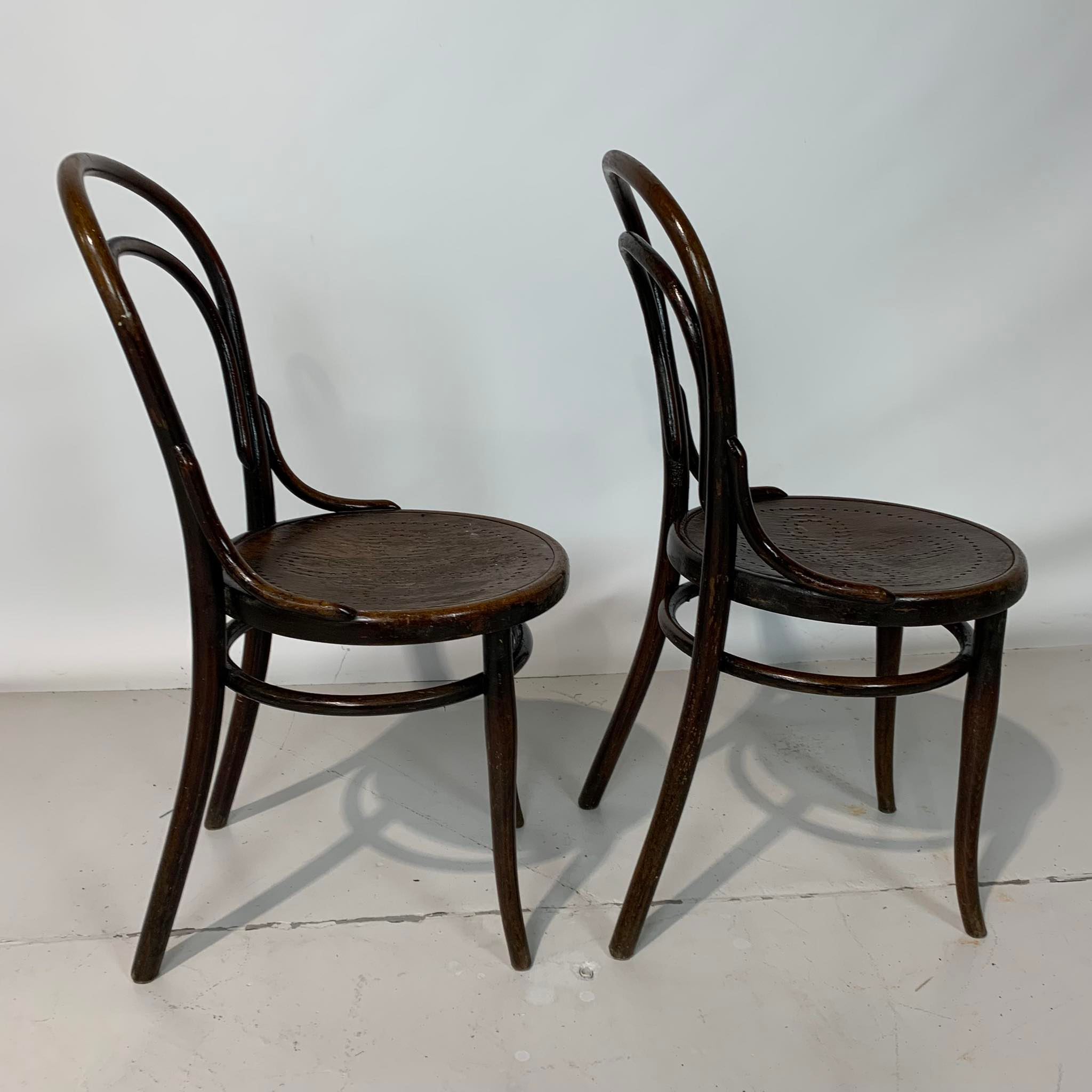 Set of two bistro chairs n°14 of Thonet
