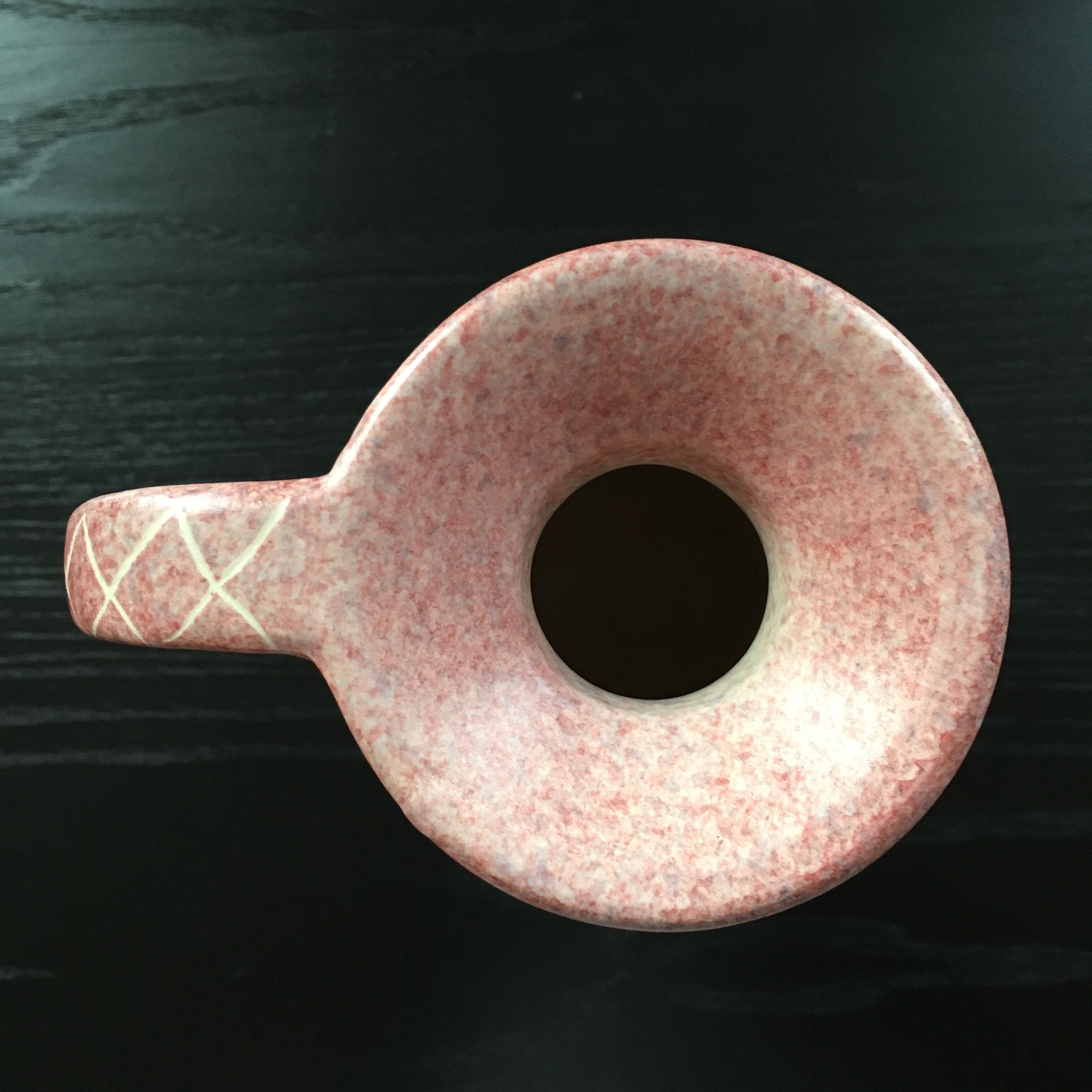 Pitcher signed Rossello Vallauris