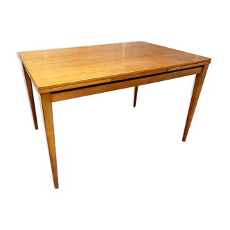 Table extensible à 200 cm