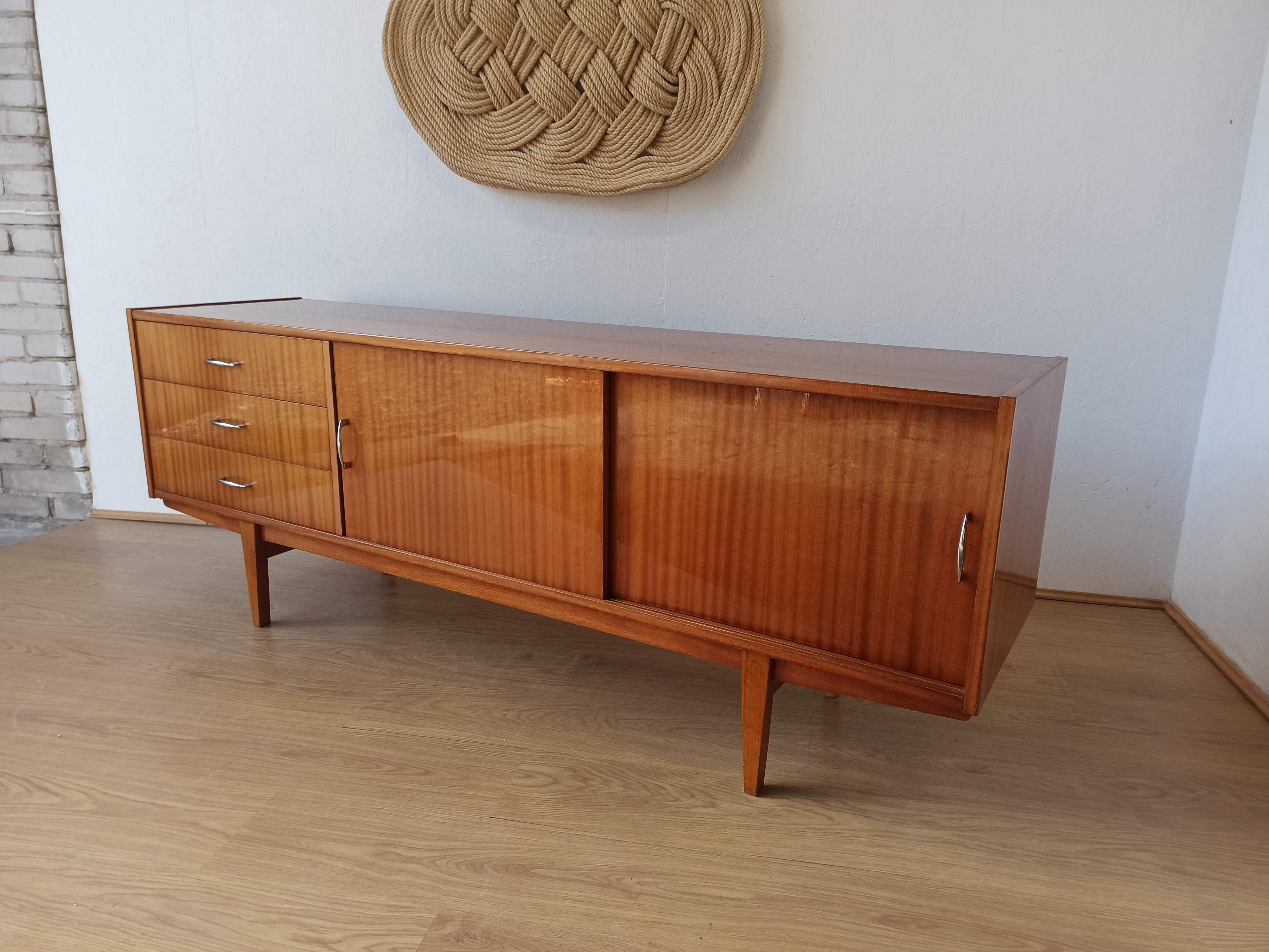 Enfilade moderniste des années 1970