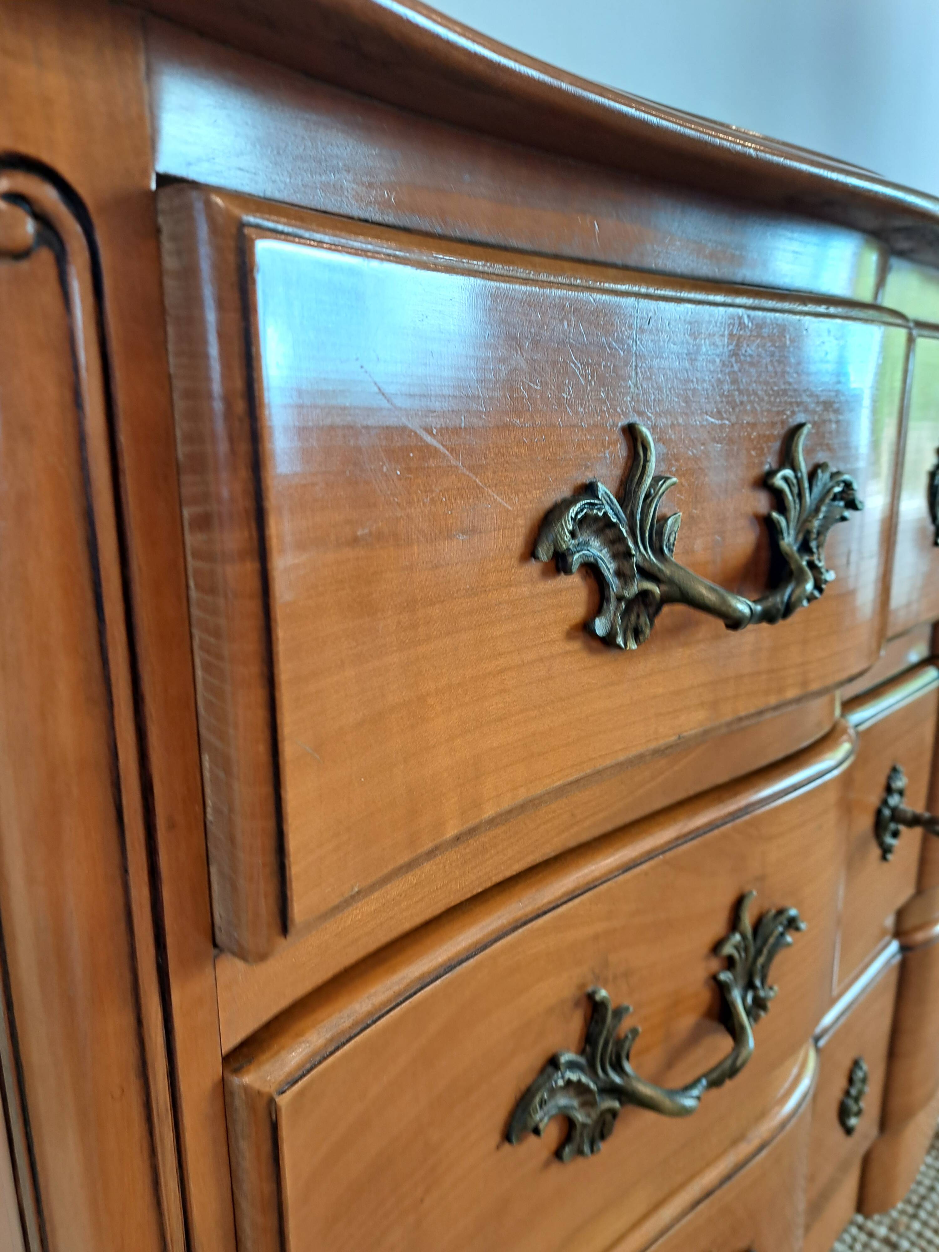Commode de style Louis XV