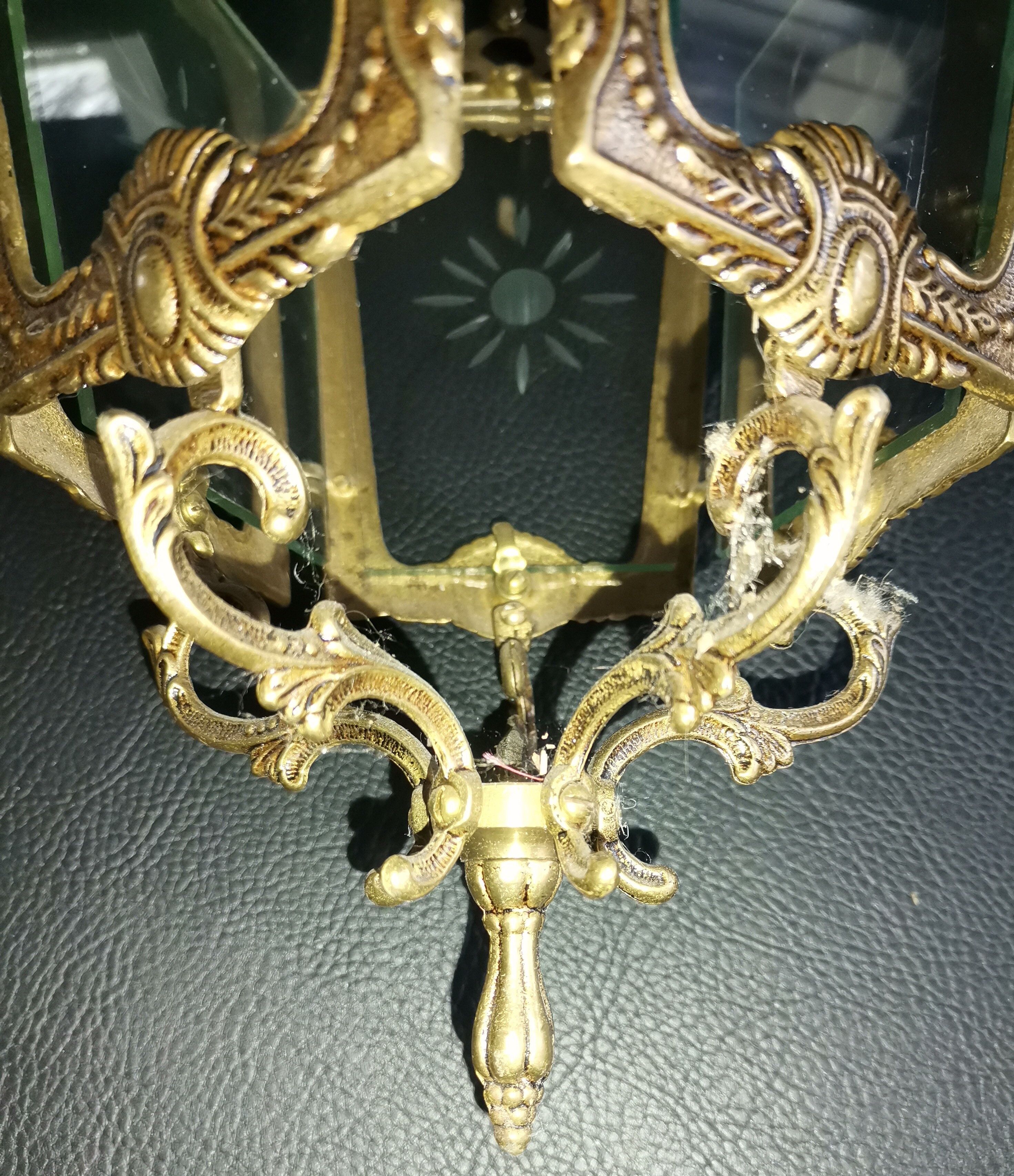 Chandelier suspension lantern