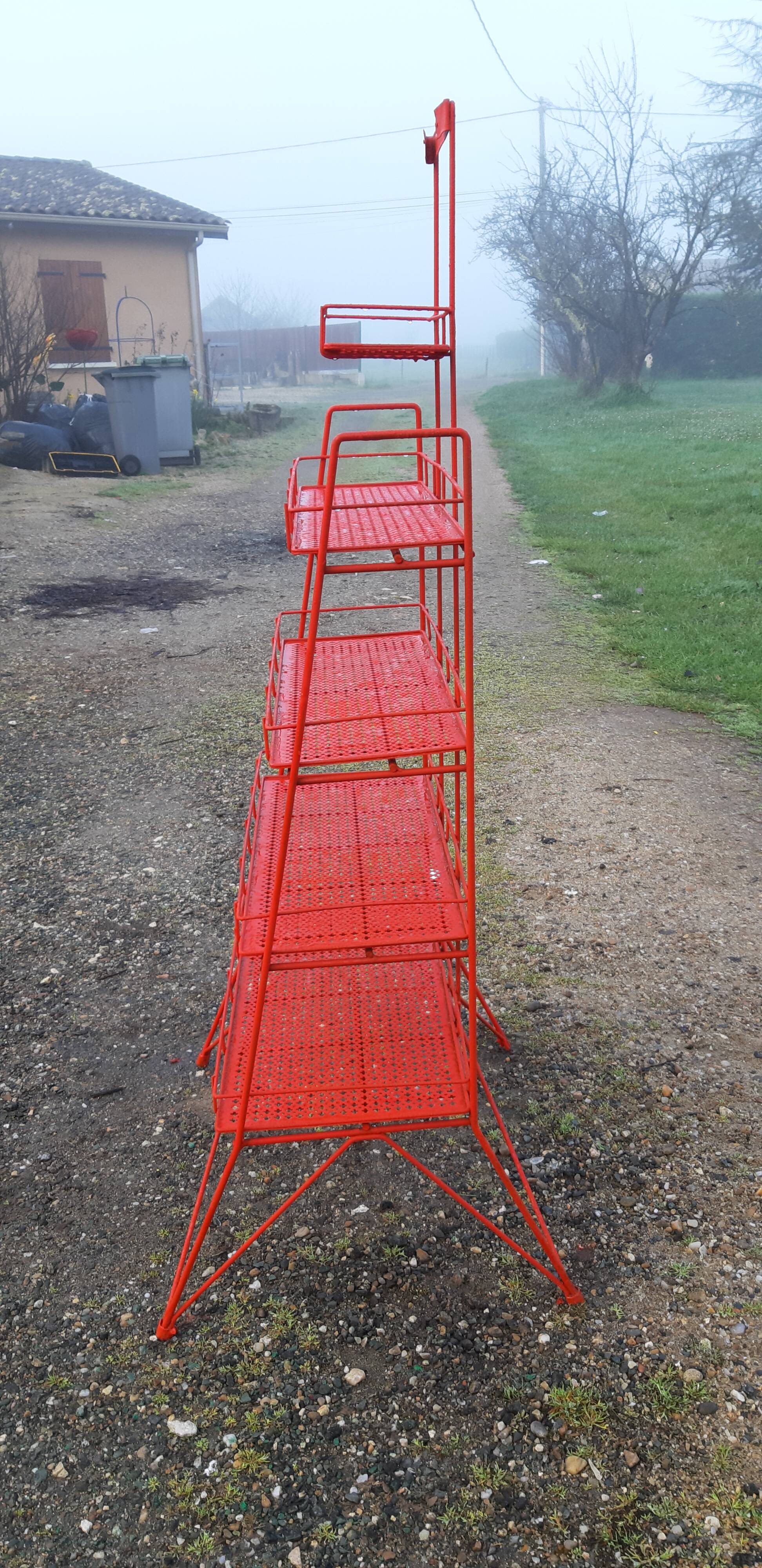 Store shelf furniture