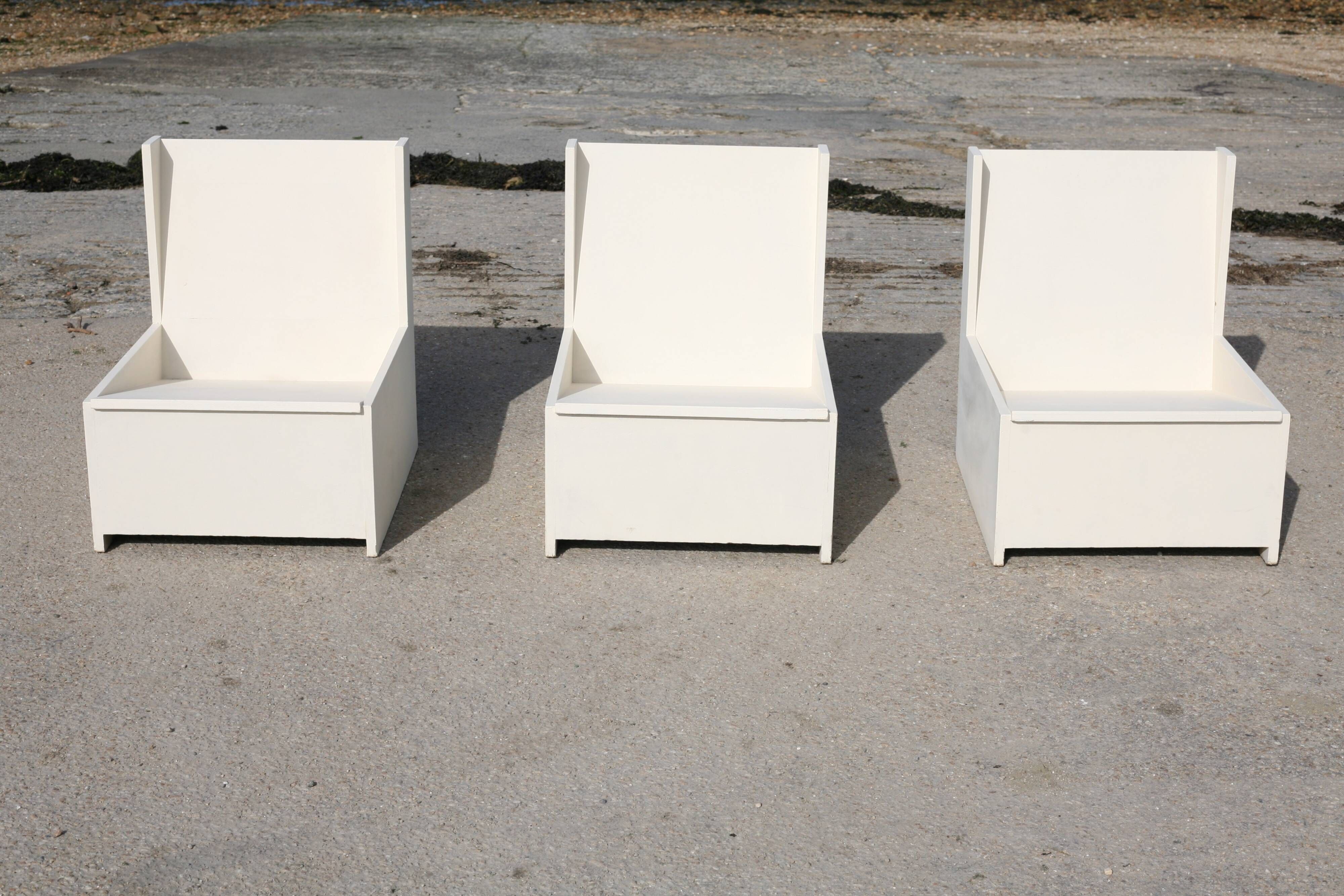 set de 3 fauteuils brutalistes, boit peint, années 60