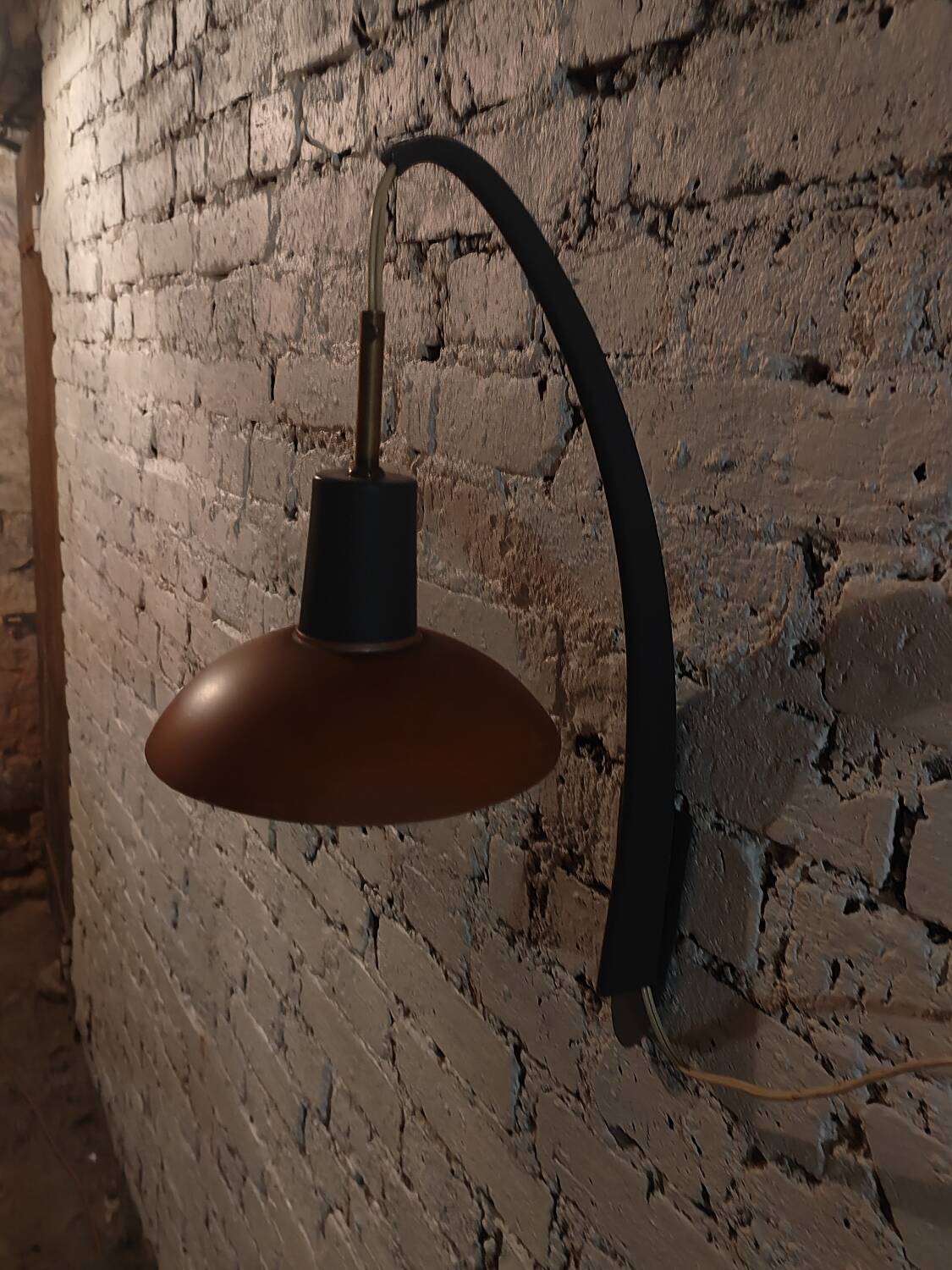 Philips Louis Khalf wall light