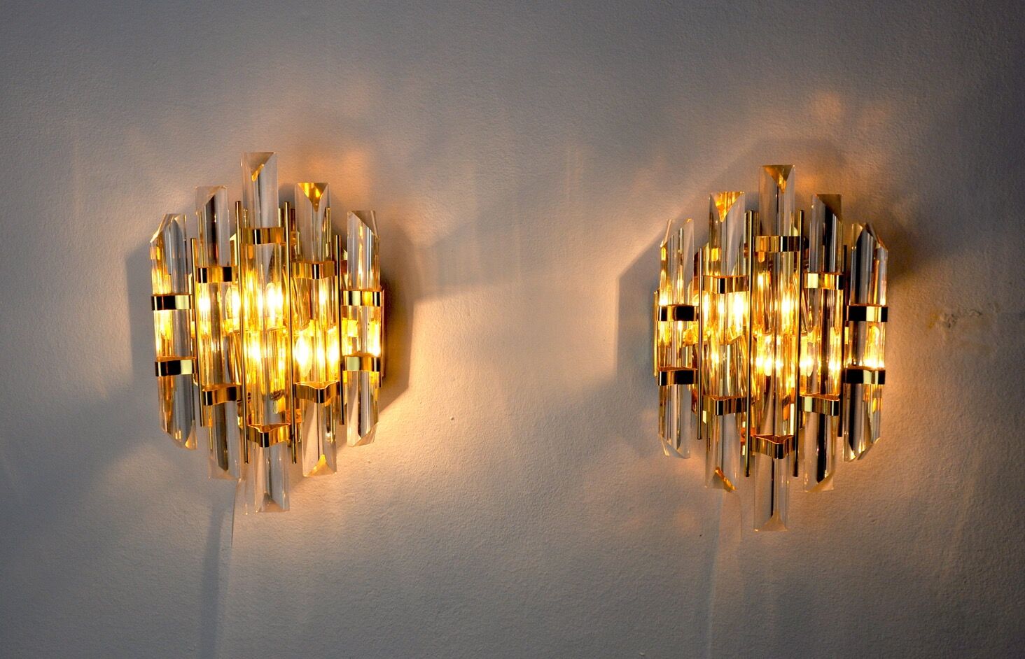 Pair of Venini appliques, Italy, 1970