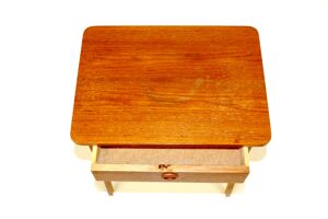 table de chevet en teck et en hêtre, Suède, 1960