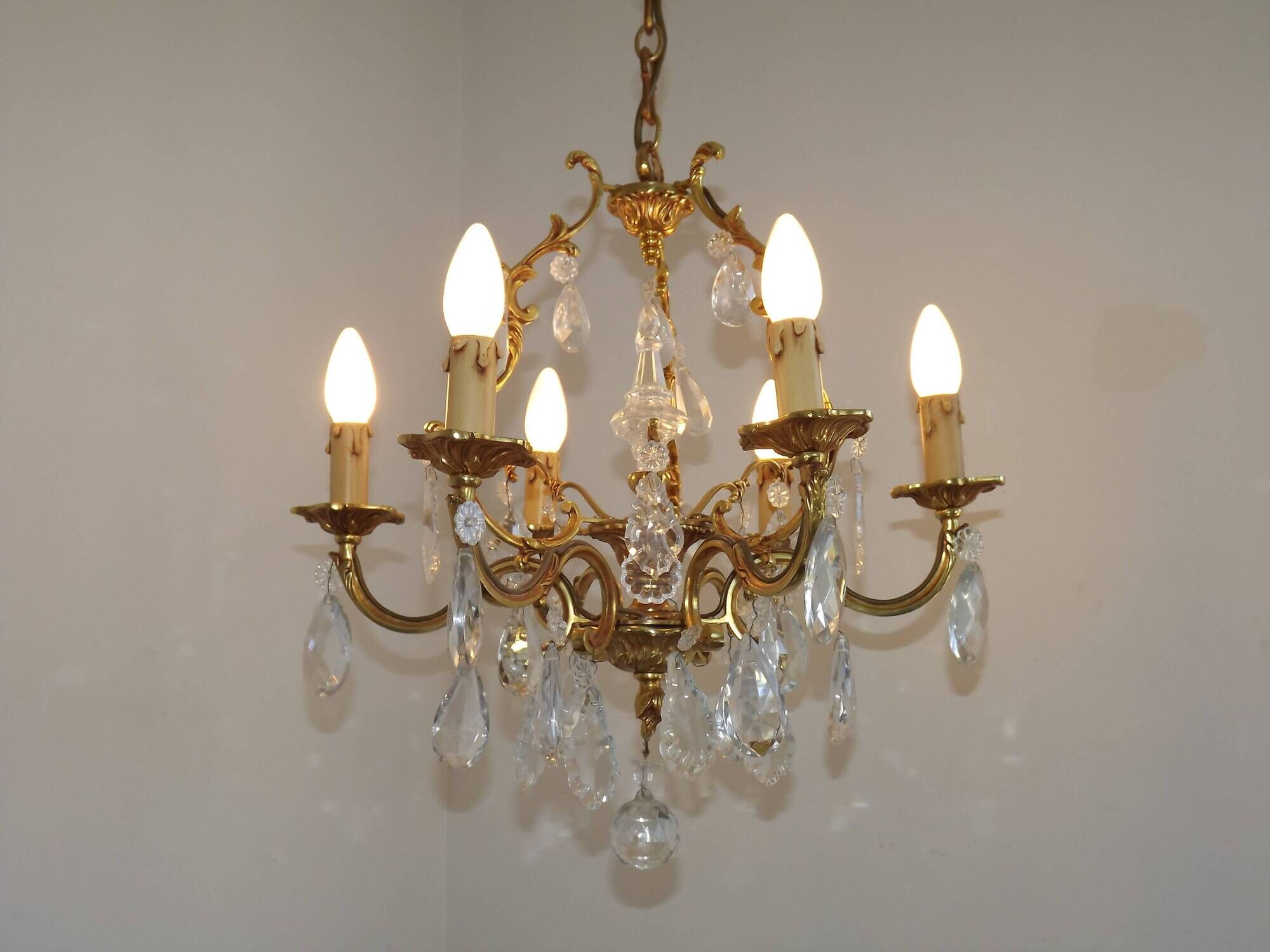 Mid Century Louis XV style cage chandelier - 6 arms - Brass and Crystal