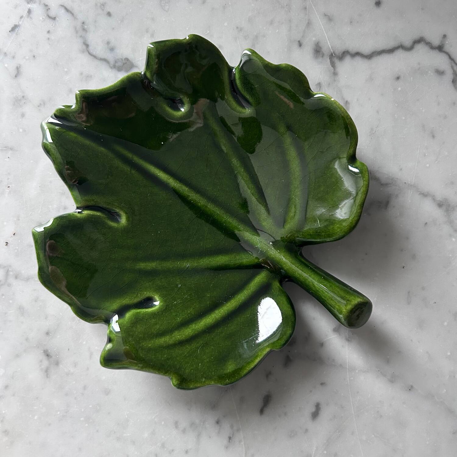 Leaf tray