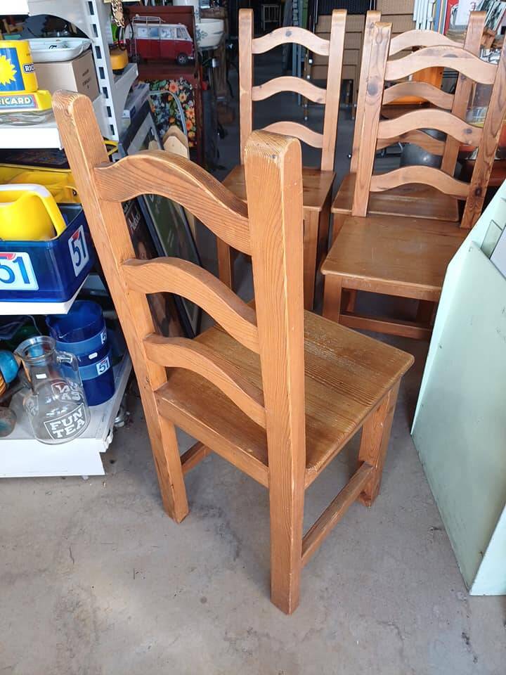 Solid pine chair