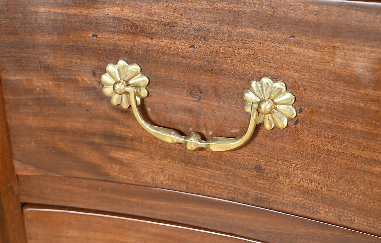 Nantes Commode from Port in Cuban Mahogany – 2nd part of the 18th century