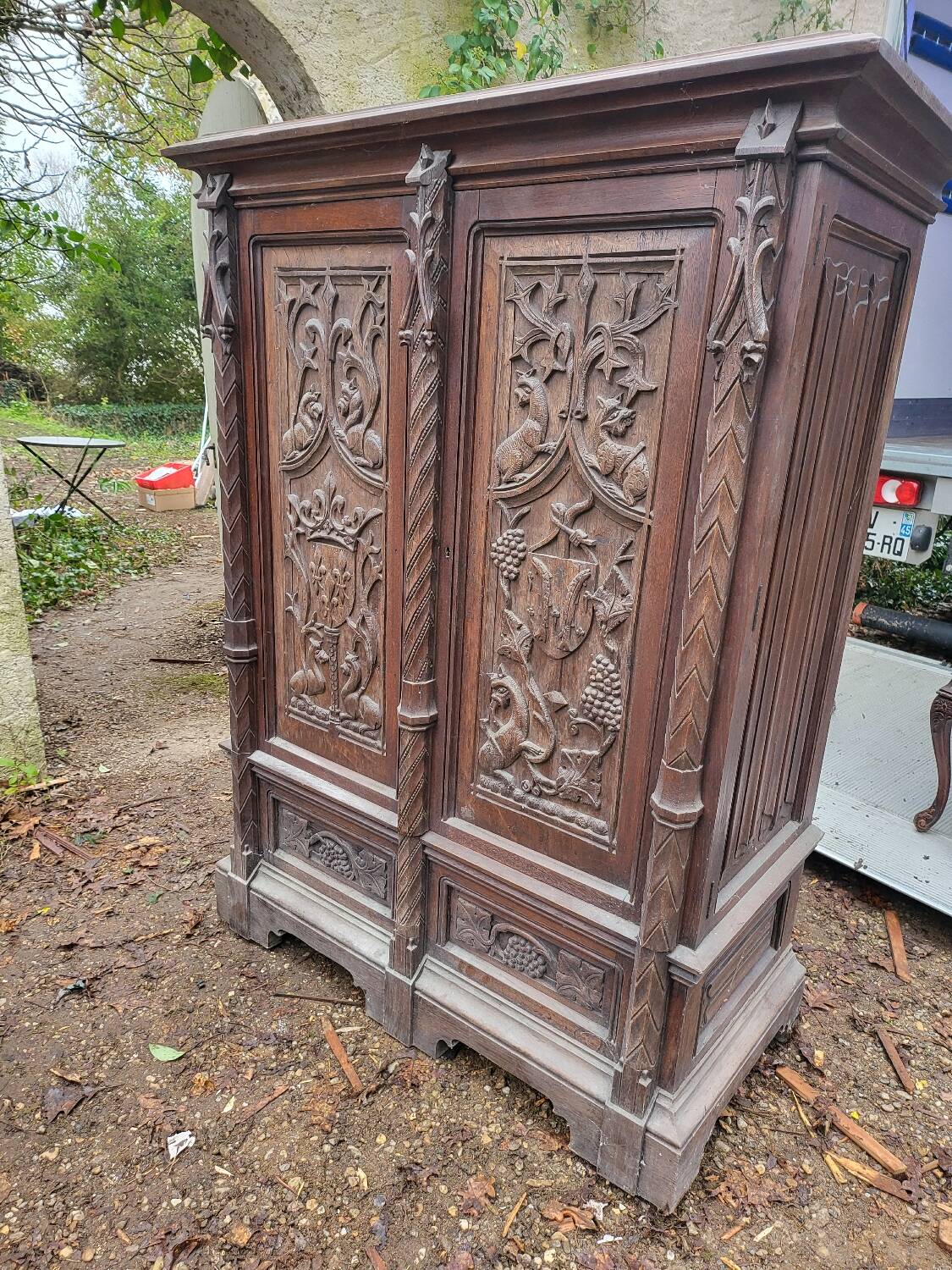 Large buffet / carved oak wardrobe – Neo-Gothic decor –