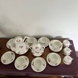 Service à thé « fleurs » en porcelaine de Limoges