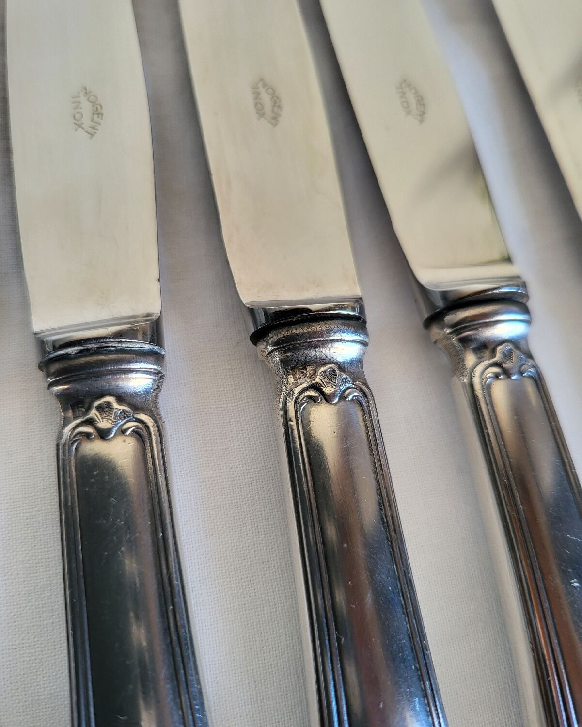 12 Silver-Plated Dessert Knives with Stainless Steel Blades Nogent