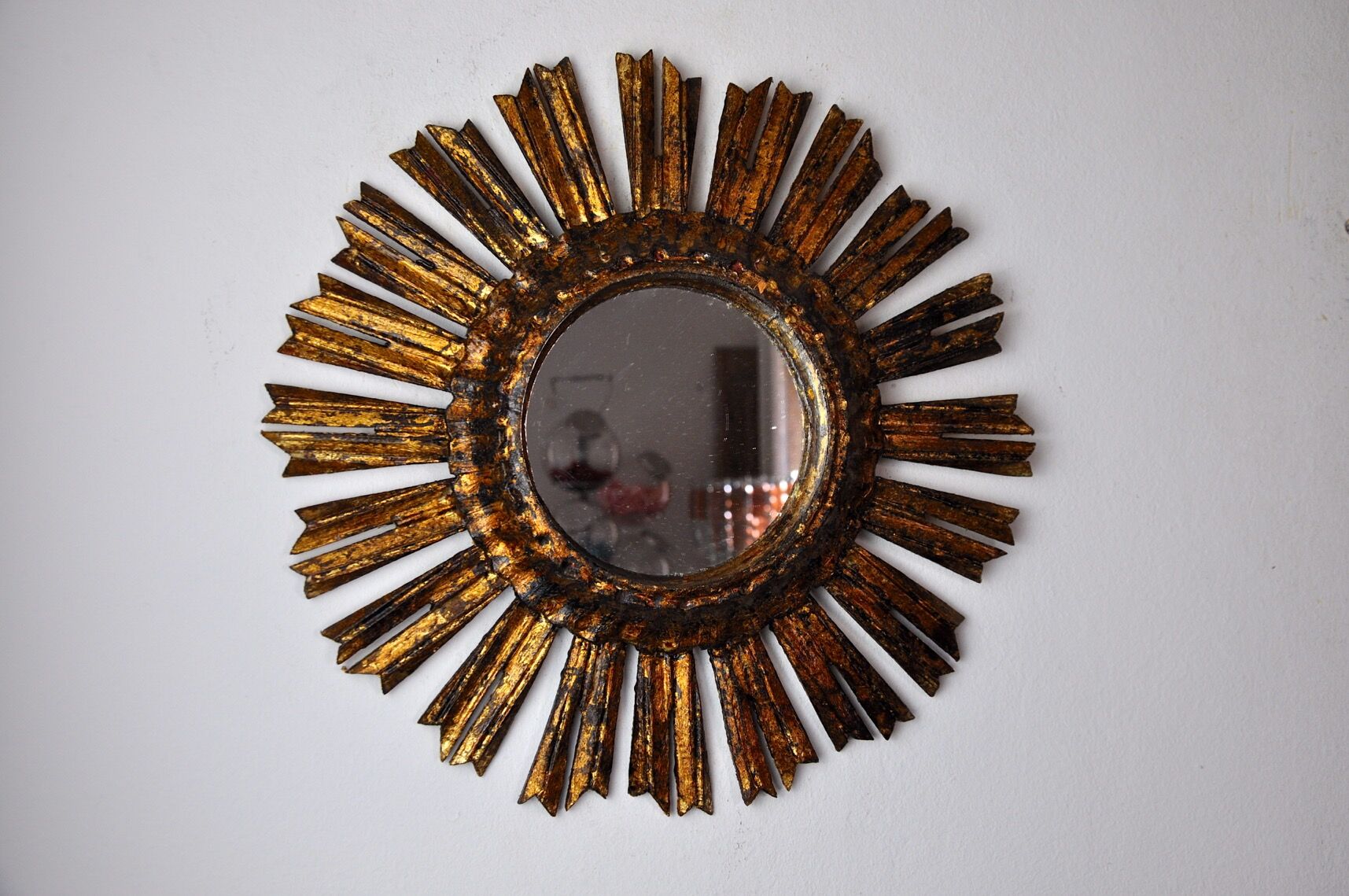 Sun mirror in gilded wood early twentieth century 40cm