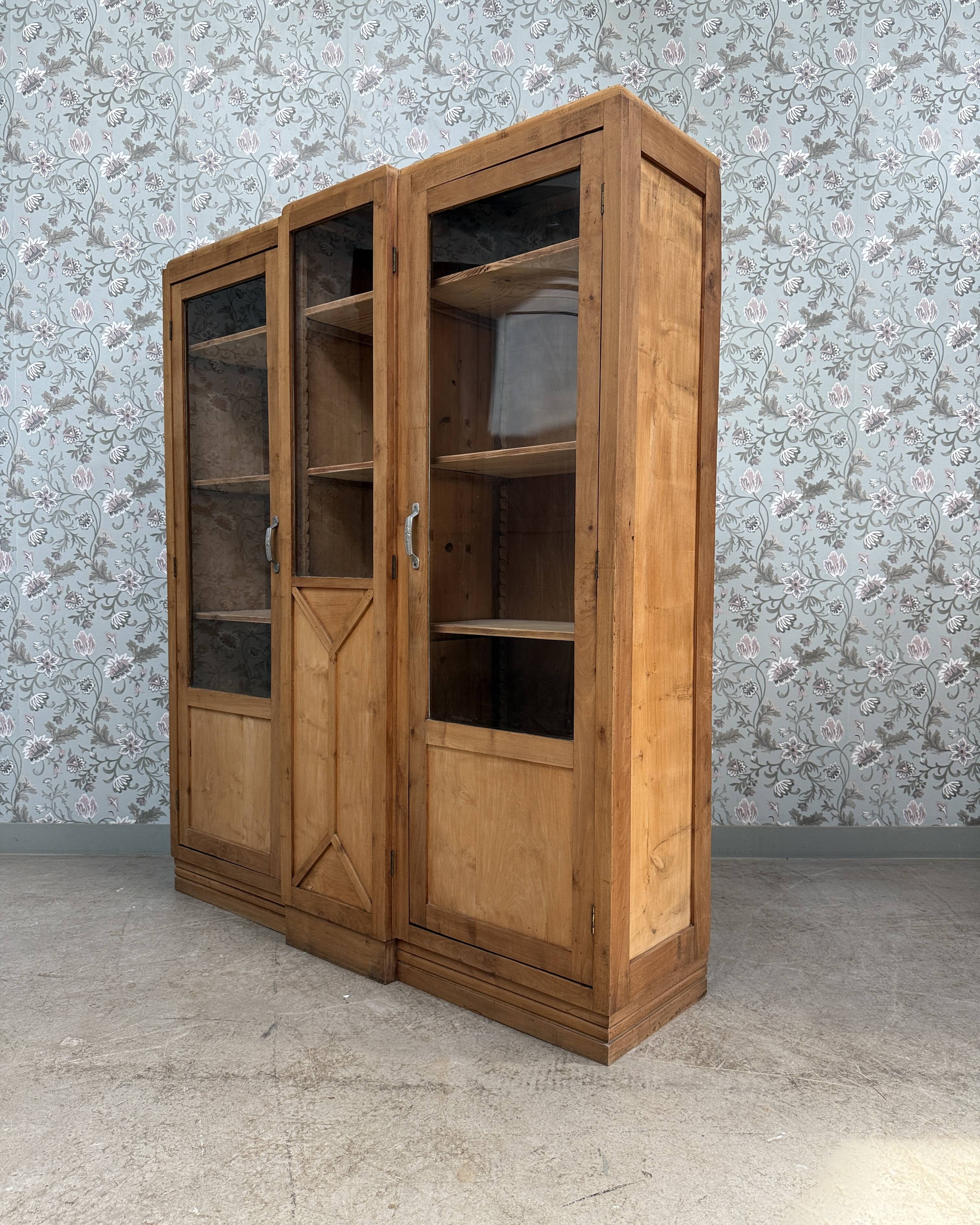 Grande vitrine Art Déco (rénovée)