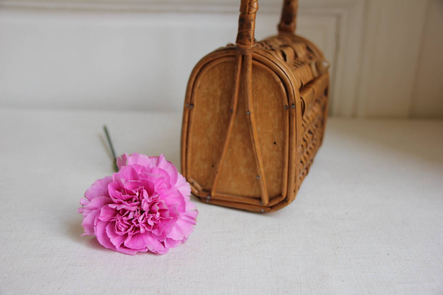 Panier en bois et en osier