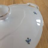 Vintage porcelain vegetable dish / soup tureen