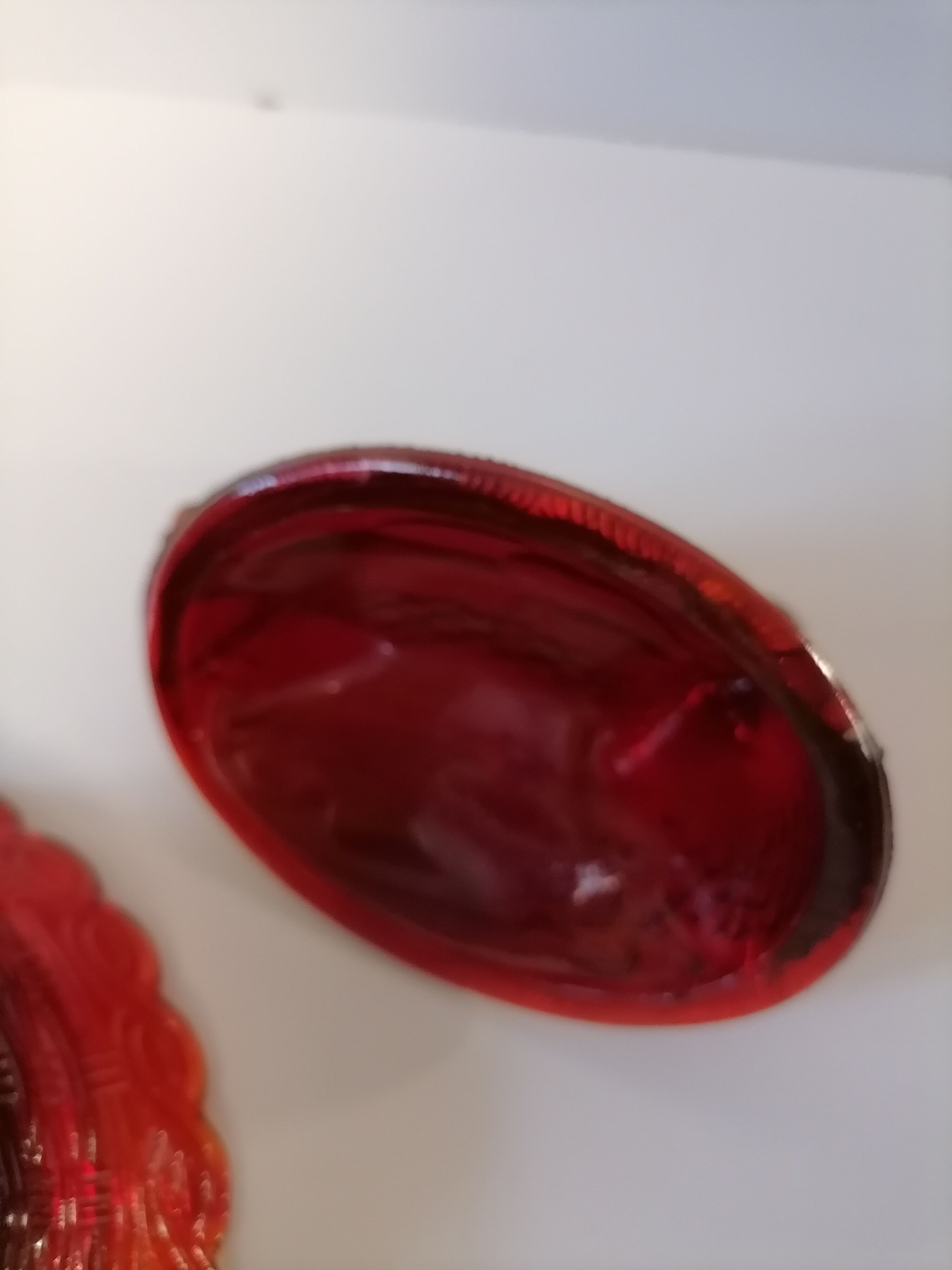 Poule en verre orangé sucrier