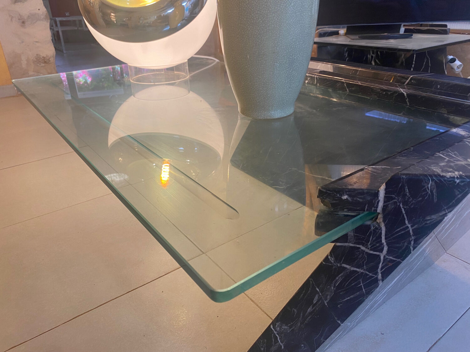 B&B Italia large table in black marble and glass