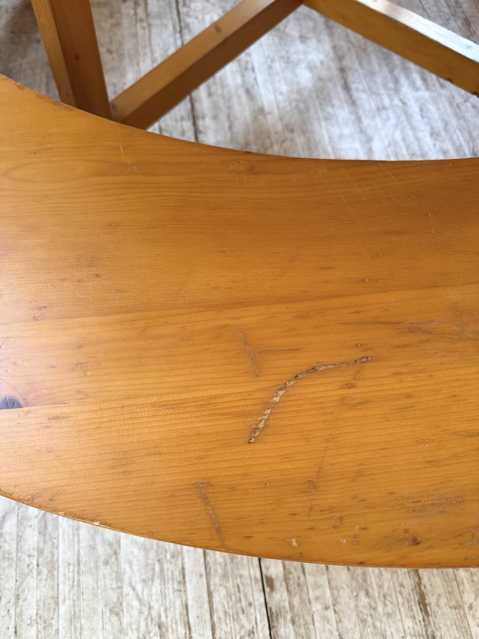 Set of round table and 4 rounded benches, 1950