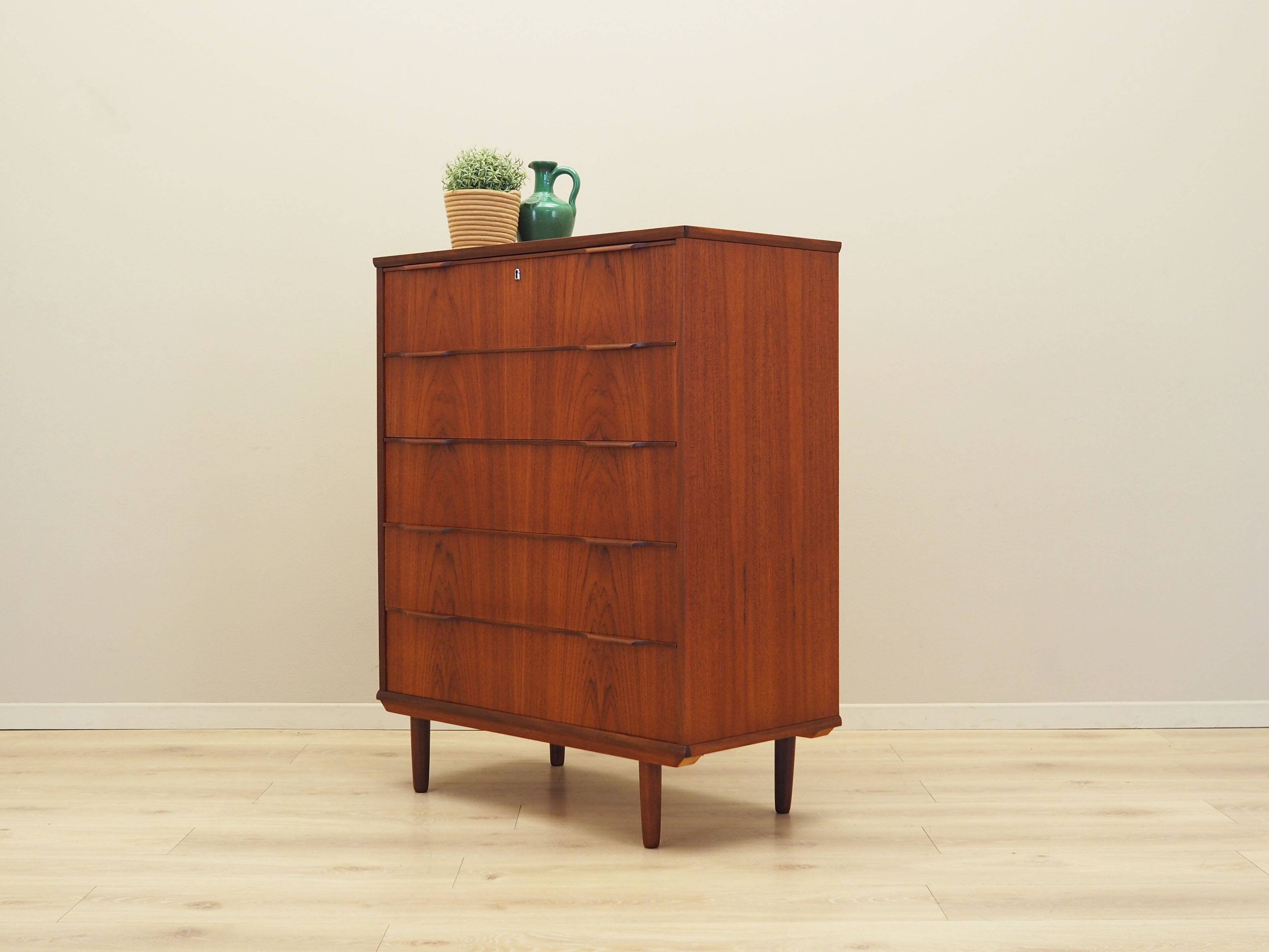 Commode en teck, design danois, années 1970, fabrication : Danemark