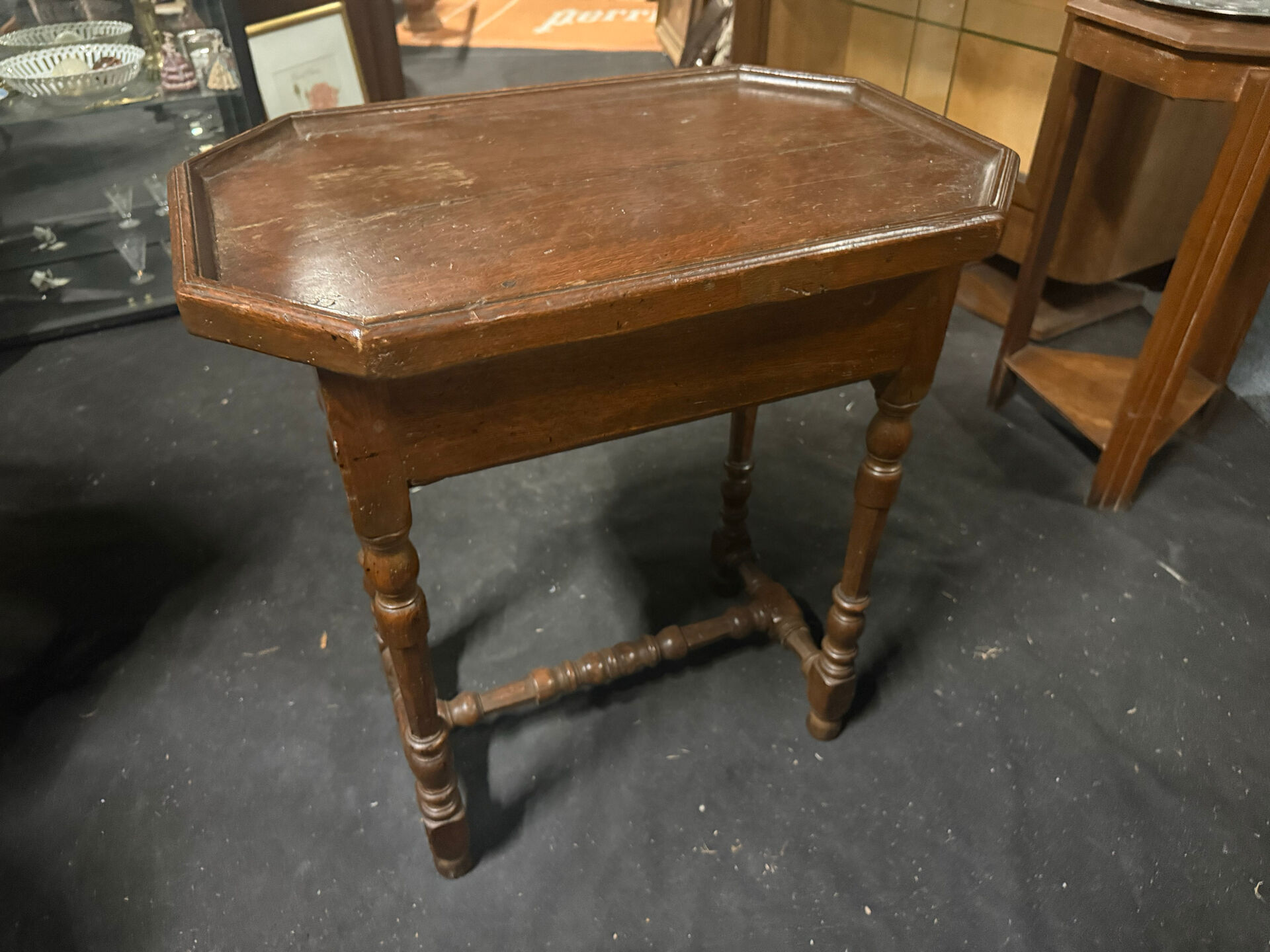 Table de cabaret du XVIIIe siècle