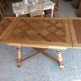 Table with integrated extensions renovated
