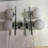 Wall light fixtures