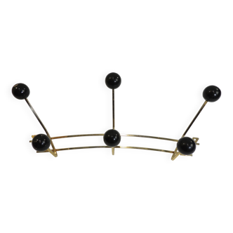 Vintage wall-mounted coat rack in gold-plated brass and black balls – atomic style
