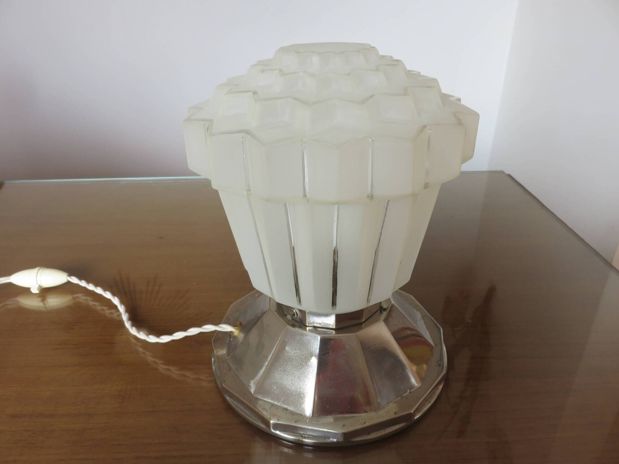 Art deco "skyscraper" lamp in nickel-plated brass and glass 1920s 30s